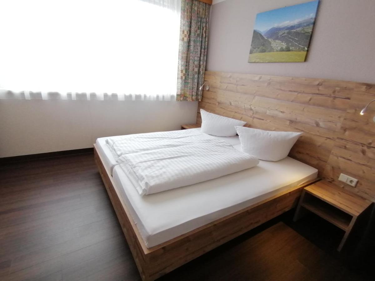 Appartements Rosmarie Fendels Ngoại thất bức ảnh