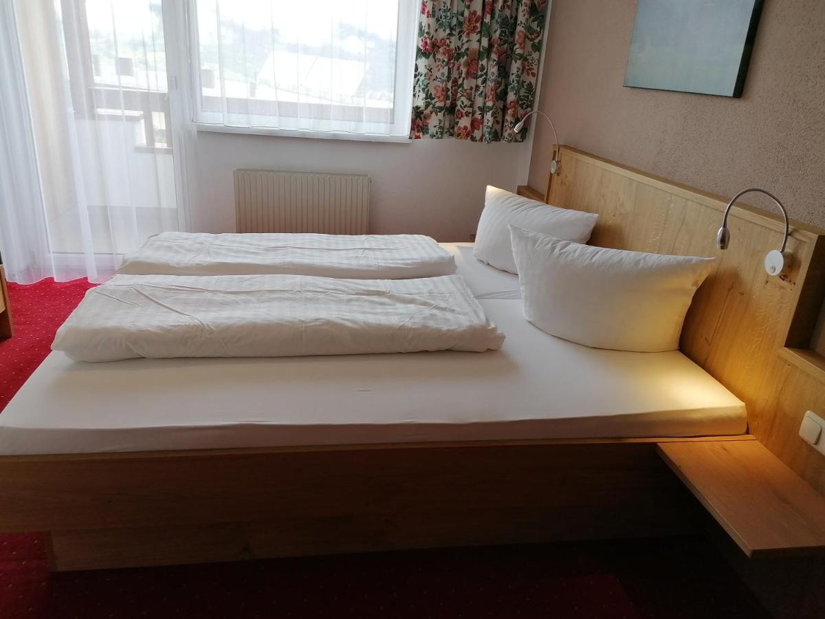Appartements Rosmarie Fendels Ngoại thất bức ảnh